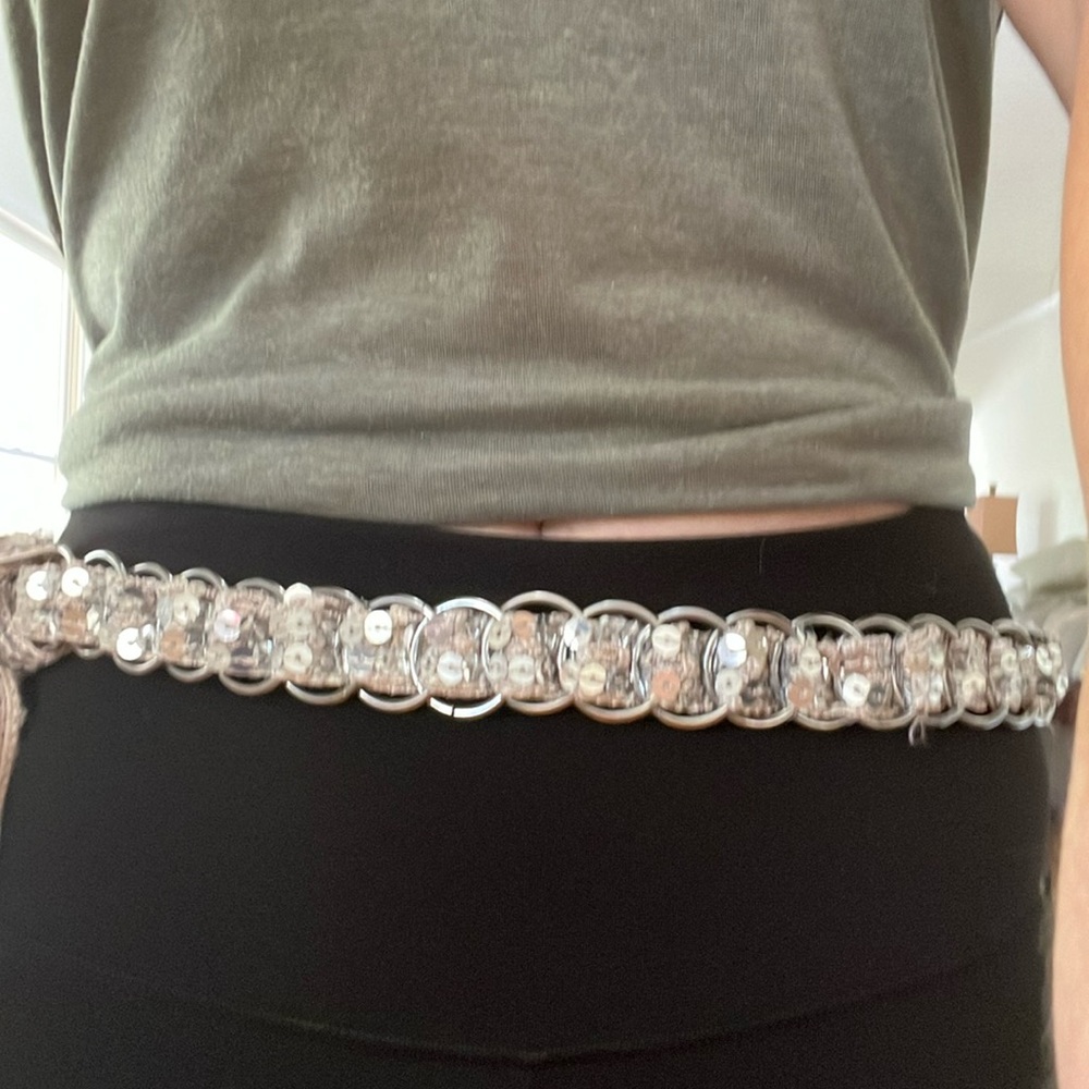 Absolutely Adorable Silver Sequin Adjustable Belt - Picture 3 of 7